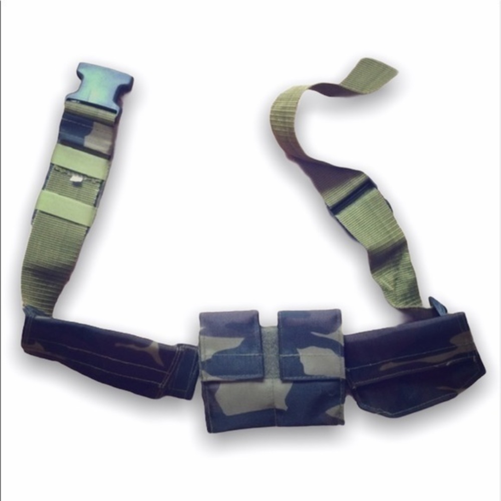 VINTAGE MULTI-POCKET CAMOUFLAGE BELT